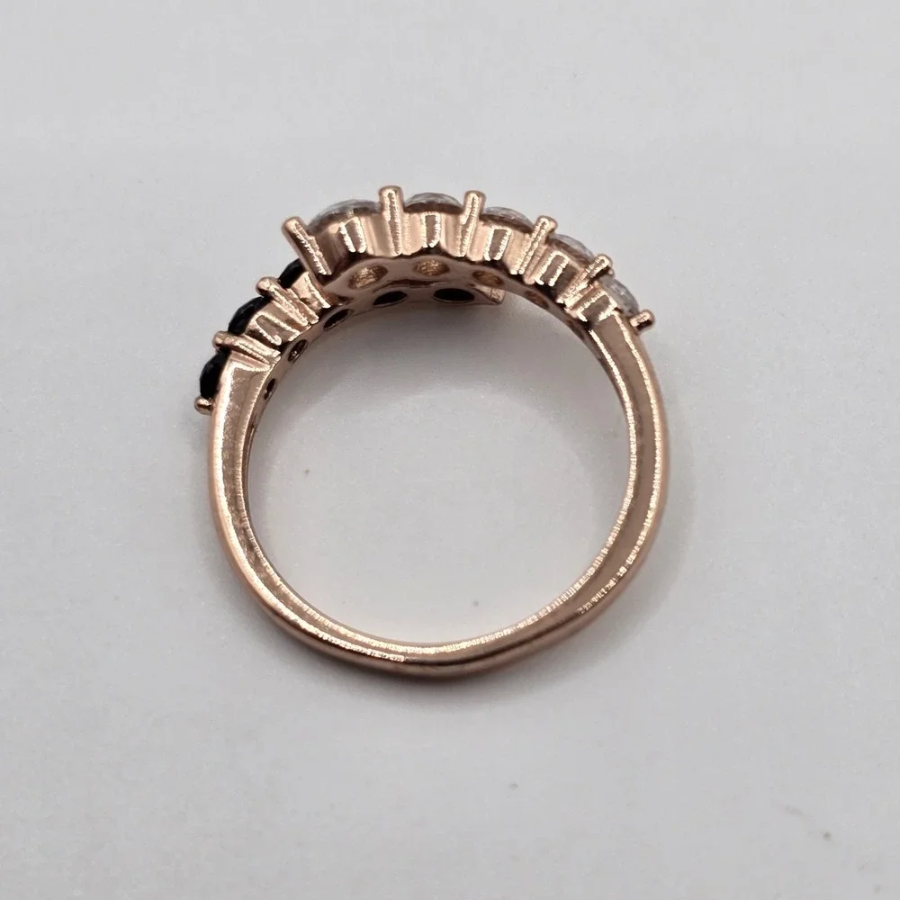 BHS Rose Gold Tone Black & Clear CZ Bypass Ring Size 6 – Elegant Modern‎ Fashion